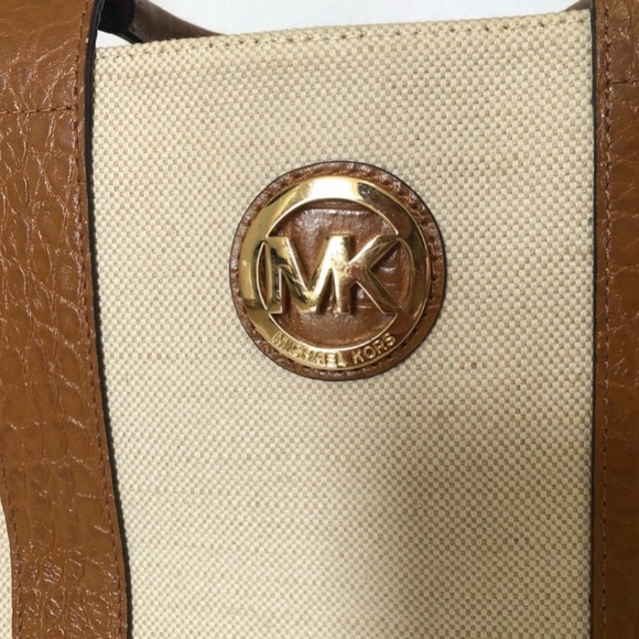 EUC Michael Kors Fulton Canvas Tote/Purse - Picture 2 of 8